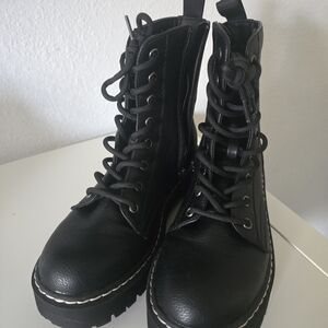 UNIONBAY Black Combat Boots Size 6.5